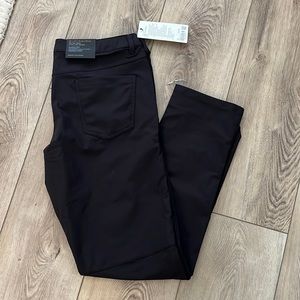 Lululemon ABC Pant Classic. NWT. 36 x 34.